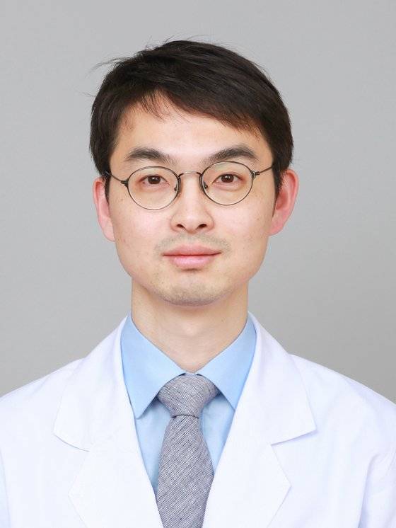 서울아산병원 안과 신중원 교수