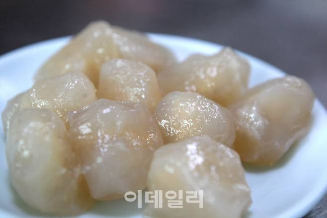 감자의 고장인 강원도에서 추석에 먹는 ‘감자송편’