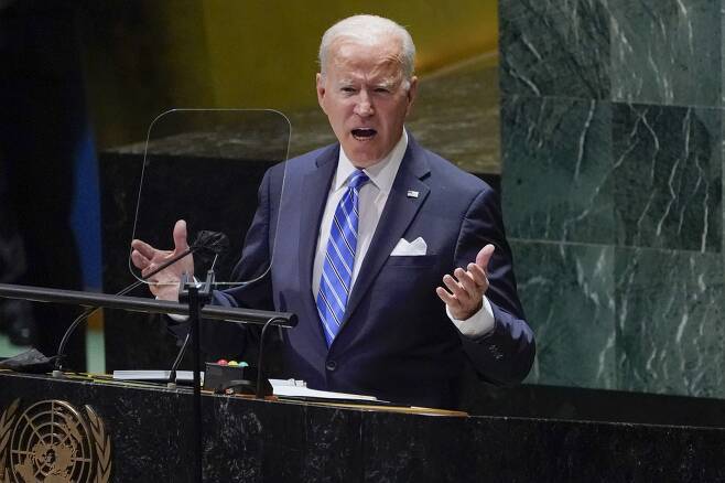 조 바이든 미국 대통령이 지난 21일(현지시각) 뉴욕 유엔본부에서 열린 제76회 유엔총회에서 연설하고 있다. /연합뉴스