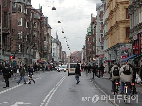 덴마크 코펜하겐 자전거 도로./사진=위키커먼스
