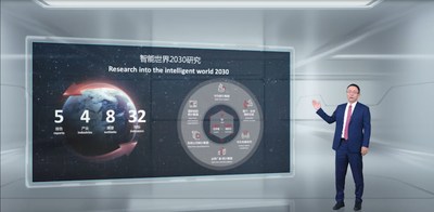 Intelligent World 2030 보고서를 발표하는 David Wang 사장 (PRNewsfoto/Huawei)