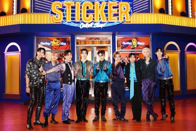 그룹 NCT 127(엔시티 127)이 정규 3집 'Sticker'(스티커)로 영국 오피셜 앨범 차트에 첫 진입했다. SM엔터테인먼트 제공