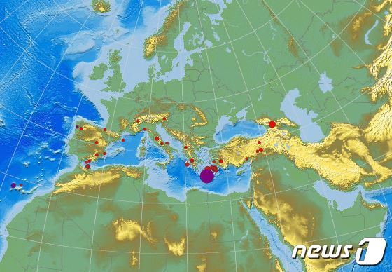 그리스 크레타섬(보라색 점)에서 규모 6.5 지진이 발생했다. <출처=EMSC>
