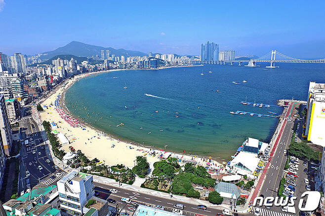 부산 수영구 광안리해수욕장 전경. © 뉴스1