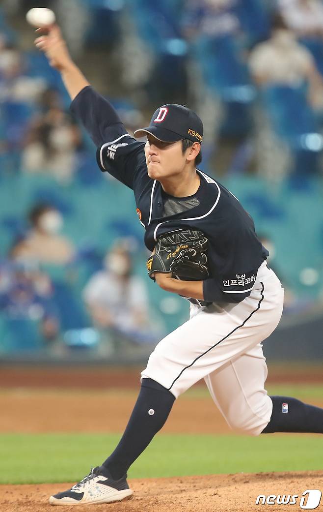 두산 베어스 곽빈. 2021.8.12/뉴스1 © News1 공정식 기자