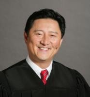 존 H. 천 판사. 사진 워싱턴 주법원 웹사이트