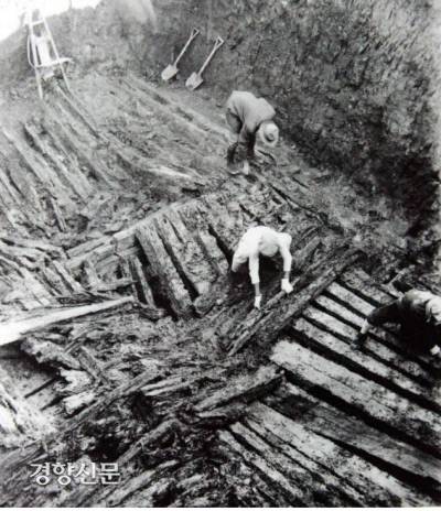 1931년 평남 대동군 남정리 낙랑고분 발굴현장. 일제는 한국역사의 타율성 정체성을 밝혀내기 위해 낙랑고분을 집중 조사했다. |국립중앙박물관