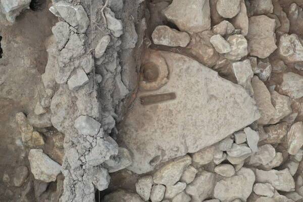 제주 항파두리 항몽 유적 외성 동문지 문초석./제주도 제공
