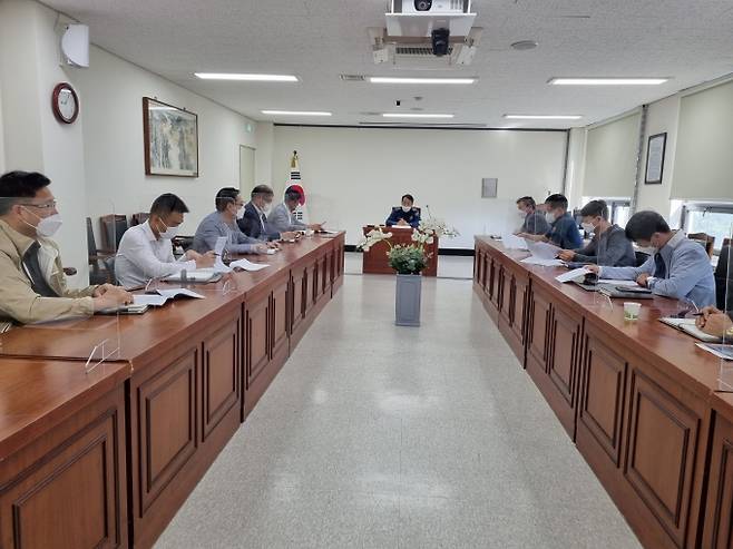 심은석 공주경찰서장이 스토킹 현장대응 교육 주재를 통해 각 기능 간 협업으로 적극 대응 및 피해자 보호·지원 강화에 힘쓰겠다고 말했다.