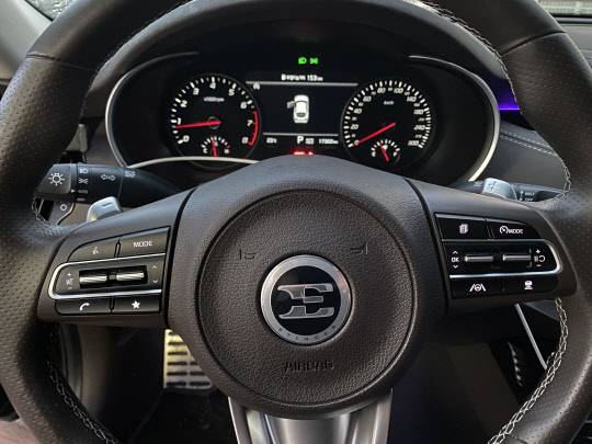 기아 스팅어 핸들. <이상현 기자>