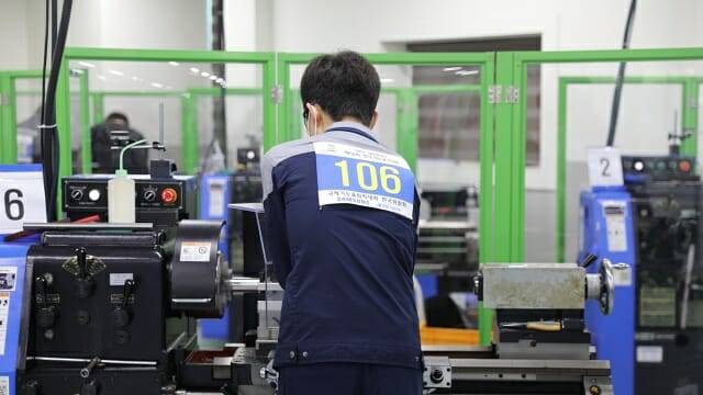 삼성전자 등 삼성 계열사가 올해 전국기능경기대회 출전 우수 기능인력 채용에 나선다. (사진=삼성전자)