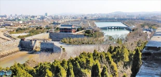 중국 산둥성에 있는 당나라의 등주성.