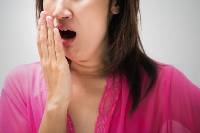 썩은 냄새 나는 트림이 반복된다면 위궤양이나 위암 때문일 수 있다./사진=게티이미지뱅크
