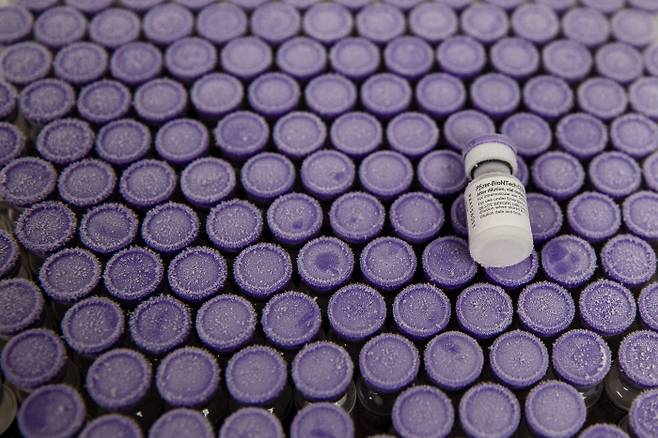 화이자·바이오엔테크 코로나19 백신. AFP연합뉴스