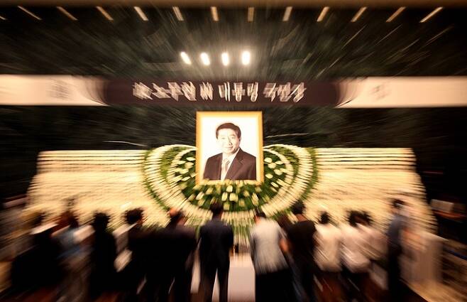 2009년 5월25일, 노무현 전 대통령의 분향소가 마련된 서울 종로구 서울역사박물관. 연합뉴스