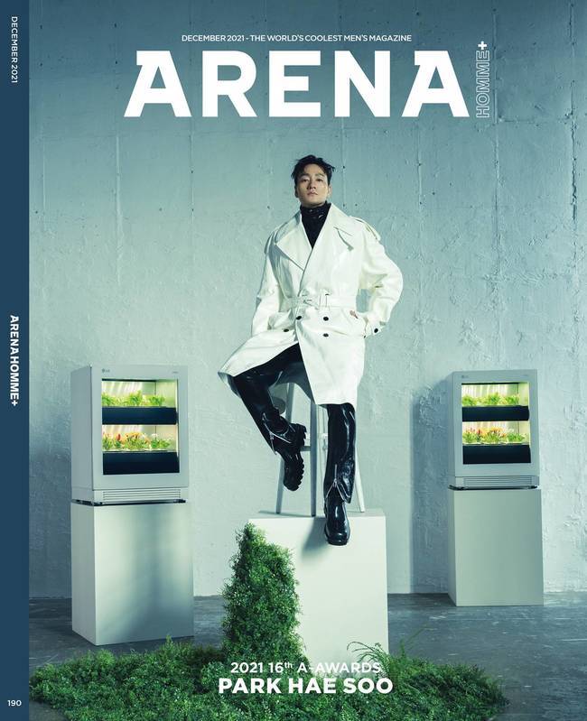 Arena Homme Plus released a picture of the winners of A-AWARDS (Air Wars) 2021.The mens fashion magazine Homme Plus is hosting A-AWARDS (Air Wars), an award ceremony that selects the most active people in each field every year.In the 16th A-AWARDS, Actor Lee Ji-ah, Lee Byung-hun, Park Hae Soo and musician Hwang So-yoon, director Han Jun-hee of Netflix drama DP, space designer Tim Positive Zero won the award, and the drama Penthouse and the artistic presence. Actor Lee Byung-hun and Park Hae Soo, who are the main characters in the squid game, have covered the magazine cover.Especially, the delicate yet understated style of collection look and the cover completed with the overwhelming visuals of the actors attract attention.Actor Lee Ji-ah produced a dreamy atmosphere in a glamorous dress that matched the end of the year, while Lee Byung-hun flaunted his extraordinary force with a classic suit and over-cara coat.In addition, Actor Park Hae Soo has completed a dramatic yet unique picture with a black & white look with intense leather material.
