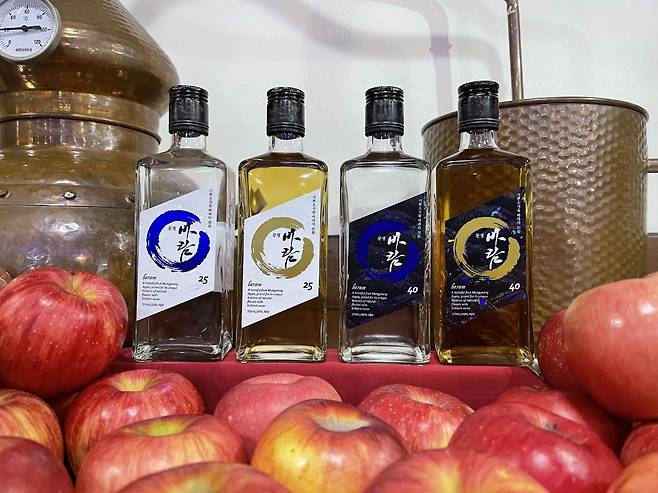 문경바람 원료인 문경 사과는 타 지역보다 높은 고도에서 생산돼 당도가 높고 향이 강한 특징을 갖고 있다. /오미나라