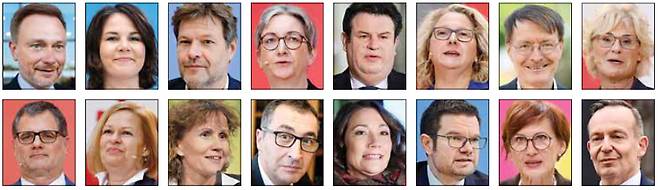 (맨 위 왼쪽부터) 크리스티안 린드너 재무부 장관, 아닐레나 베어보크 외무부 장관(여), 로베르트 하베크 부총리 겸 경제기후변화에너지부 장관, 클라라 가이비츠 교통건설주택부 장관(여), 후베르투스 하일 노동부 장관, 스벤자 슐체 경제협력개발부 장관(여), 칼 라우터바흐 보건부 장관, 크리스틴 람브레히트 국방부 장관(여),(아래 왼쪽부터) 볼프강 슈미트 총리실장, 낸시 패저 내무부 장관(여), 슈테피 램케 환경부 장관(여), 쳄 외즈데미르 농림부 장관, 안네 겔 노인여성가족부 장관(여), 마르코 부슈만 교육연구부 장관, 베티나 슈타르크-바칭거 교육연구부 장관(여), 볼커 비싱 교통디지털부 장관.