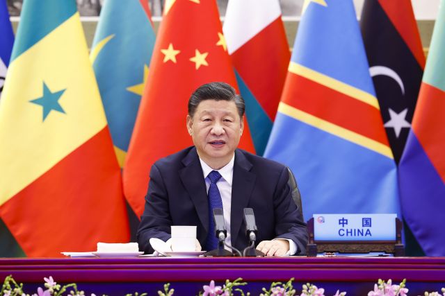시진핑 중국 국가주석이 지난달 29일 베이징에서 열린 중국-아프리카 협력포럼(FOCAC) 장관급 회담 개회식에서 화상으로 연설하는 모습. 신화연합뉴스