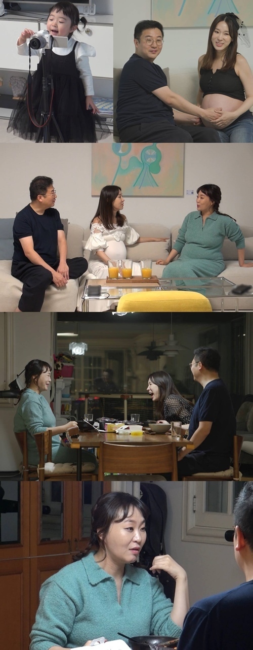 Lee Ji-hye, who is about to give birth, challenges self-fulfilling pictorialSBS Same Bed, Different Dreams 2: You Are My Dest - You Are My Destiny, which airs at 11:10 pm on December 13, reveals a full picture of Lee Ji-hye, who is about to give birth.On the day, Lee Ji-hye caught the eye by revealing his full-length belly: An unexpected photographer (?) while Husband Moon Jea-wan struggled and took a picture.), and surprised everyone: the character was Baros four-year-old daughter, Tari, who had been in her stomach three years ago, had already grown up and taken a picture of her mothers full-length.Lee Ji-hye Moon Jea-wan was impressed by this, saying, I think I will tears.It is said that the studio that watched this was impressed by I shot well and It is too meaningful.Also, full-term pregnant woman Lee Ji-hye invited Jung Ju-Ri, who is pregnant with the fourth, to her home; Jung Ju-Ri also received the coronation result of being the youngest lucky prize of the year.Since then, he has been attracting attention by revealing an anecdote that Baro fourth has occurred.In the meantime, Lee Ji-hye Moon Jea-wan laughed at the fourth pregnancy testimony of Jung Ju-Ri Confessions.Studio MC also said, It is a comment that only a multi-mother can do. He said that Jung Ju-Ris witty gesture was tongue-in-cheek.I am interested in what the honest mind of Jung Ju-Ri, who is pregnant with the fourth, is.On the other hand, Jung Ju-Ri revealed his marriage life full of Same Bed, Different Dreams 2 with Husband.Jung Ju-Ri has been with Husband for 15 years, including Love and marriage, but he still does not know about Husband.Jung Ju-Ri, who does not fit everything with Husband, is the back door that Husband is a punishment for me and turned the studio over.I wonder what its really about.
