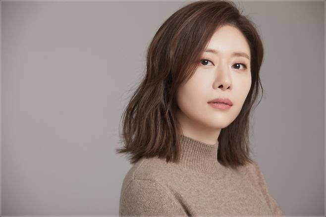 전세현. 에스더블유엠피