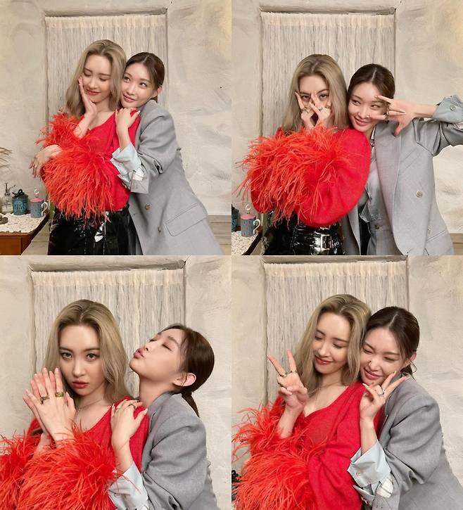 On the 21st, Cheongha posted several photos with his article Linked in Love with Number 1 (Lavender Mist) Sister through his instagram.In the public photos, Cheongha is taking a picture of Sunmi, and Sunmi also expressed affection with a comment I am enchanted.The netizens who watched this commented, The princesses gathered together, I like this combination, QUEENS IN ONE FRAME!Meanwhile, Chengha released a new special single, Killing Me, last month.Also on the 30th, the online concert Healing Time With CHUNG HA (Healing Time with Cheongha) will be held.
