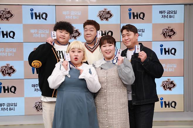 Lee Myung-woo PD talked about the new fat 5 system of delicious guys.On this day, Lee Myung-gyu PD said, I did not have Choices alone, but all the crews were worried about the reason why I decided to make a five-person system of delicious guys.Choices Hong Yoon Hwa and Kim Tae-won were recruited as new members because they saw the sincerity of their food. In fact, we have been in the process for about six years, and I wanted to show you a new look by increasing the number of members.On the other hand, Delicious Guys is a longevity good restaurant and Mukbang entertainment program that has been broadcast since 2015.Recently, first-year member Kim Joon-hyun got off and new members Hong Yoon Hwa and Kim Tae-won joined; it airs every Friday at 8 p.m.