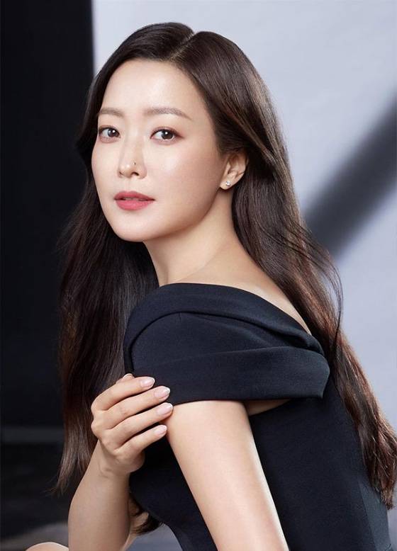배우 김희선 /사진=김희선 인스타그램