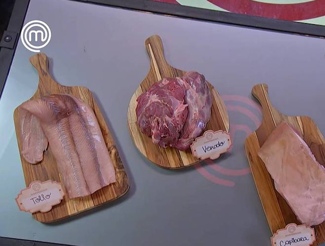 에콰도르 요리서바이벌 TV프로그램 ‘마스터셰프 에콰도르 시즌3’의 한 방송 회차에서는 일부 참가자가 무게 80㎏의 야생 사슴이나 상어, 악어 또는 카피바라 등의 야생동물을 식재료로 사용해 음식을 만들었다.(사진=마스터셰프 에콰도르/유튜브)