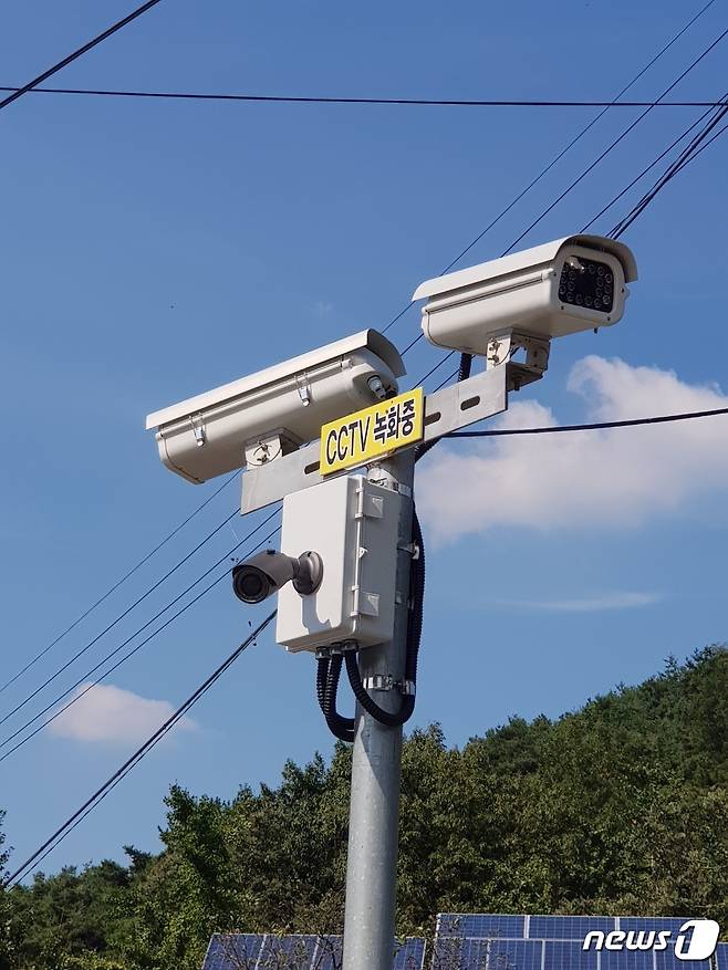전북 완주군이 주민 안전 확보와 범죄 예방을 위한 방범용 CCTV 설치를 확대한다.(완주군 제공)2022.1.12/© 뉴스1