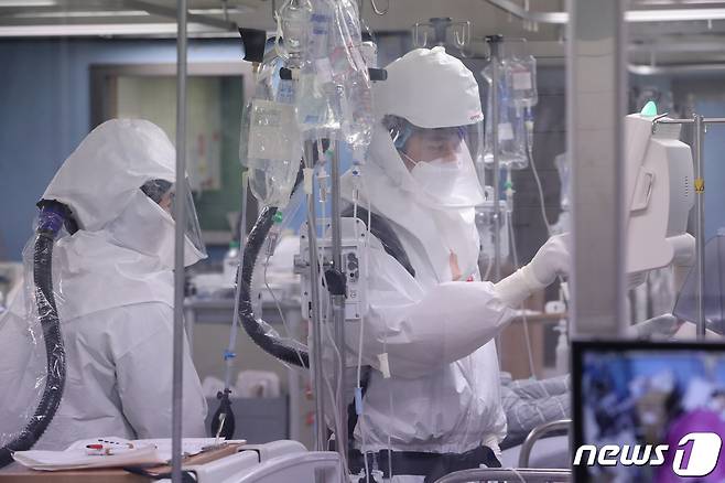 12일 충북에서 신종 코로나바이러스 감염증(코로나19) 확진자 61명이 추가됐다.(사진은 기사 내용과 무관함) / 뉴스1 © News1