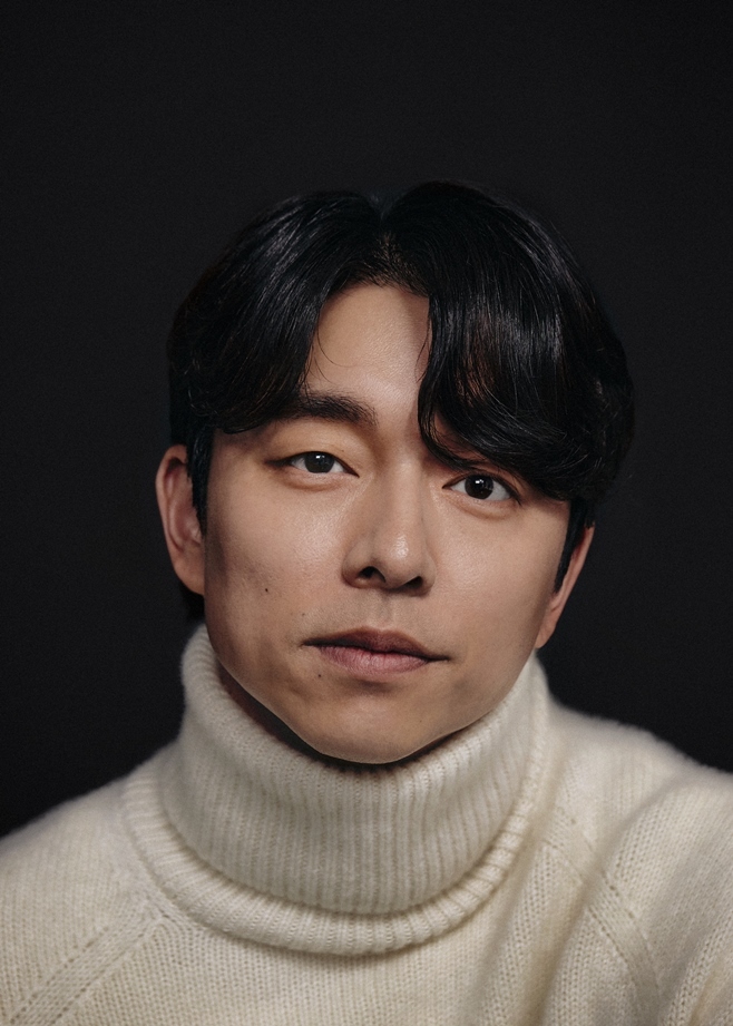 The meeting between actor Gong Yoo and Kim Eun-hee was missed.According to a number of broadcasting officials on the 13th, The Devil, known as the next work of Gong Yoo, is in a situation where he has to search for other actors.Last month, Gong Yoo announced that he had received only the proposal when the news of the demon was reported.The evil ear is a new work by Kim Eun-hee, who has been in the star-studded list by writing sign, signal and kingdom.The Devil was noticed by the colorful lineup of Gong Yoo, Kim Tae Ri and Kim Eun-hee, but unfortunately, the joining of Gong Yoo was not successful.Gong Yoo made his debut in 2001 with KBS drama School 4.Since then, SBS Twenty Years Old, Screen, Bidding Teacher and Star Candy, MBC Coffee Prince 1st Store, TVN Dokkaebi, Mountain Tutoring, Kim Jong-wook, Crucible, Busan, Westbok and so on.The latest film is Netflix series The Sea of Calm (written by Park Eun-kyo and directed by Choi Hang-yong), which was released on the 24th.