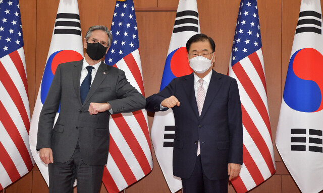 정의용 외교부 장관(오른쪽)과 토니 블링컨 미국 국무장관. 한겨레 자료사진