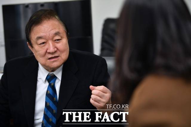 정 전 고문은 후배 정치인들에게 "시대적 소명을 항상 고민해야 한다"고 조언했다. /남윤호 기자