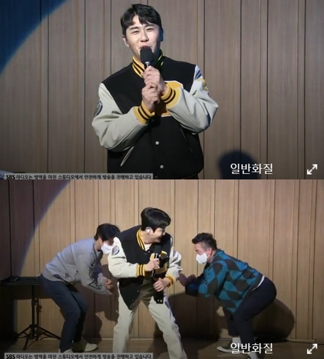 Singer Young Tak reveals fondness for home town Andong Station on TV Cultwo ShowYoung Tak appeared as a guest in the Cultuary of the Music of SBS Power FM Dooshi Escape TV Cultwo Show (hereinafter referred to as TV Cultwo Show) broadcast on the afternoon of the 10th.Young Tak said, When I was a child, my father lived in the military. My mother was a civil servant.Even now, those at Andong Station love me so much. They made Young Tak House similar to galleries and museums. Thanks to the fans, my face came out on the New York Times Square signboard, and my video was also sent from Thailand, Japan and France.I want to say that I really appreciate the fans. Young Taks new song Abalone to Eat is a song of a pop trot genre with impressive lyrics as interesting as a unique title.In this new book, I put the heart of a man who is direct and pleasant through lyrics.In particular, Young Tak is a vocalist who throws a casual throw, and shows a romantic charm different from previous songs by digesting Im going to eat abalone.Here is a combination of cool brass sound and rocking electric guitar that catches the center of the song, and a refreshing chorus that fills the minimal arrangement, doubling the fun of listening.