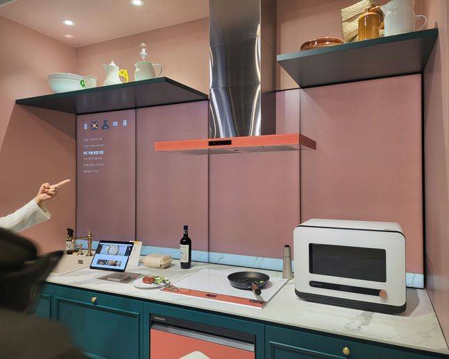 삼성전자 스마트씽스 쿠킹 서비스 시연 모습.ⓒ데일리안 이건엄 기자