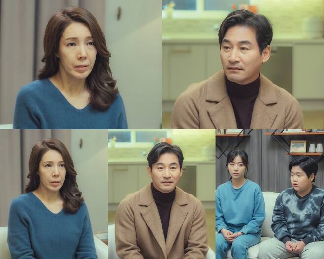 Jeon No-Min asks for reunion in front of Jeon Soo-kyung, Jeon Hye-won and Im Hanbin.TV CHOSUN weekend drama Divorce Composition 3 of Marriage Writer (Phoebe, Im Sung-han)/Director Oh Sang-won, Choi Young-soo) contains the love of the ex-husbands who abandoned their families due to affair and the new love of Lee Si-eun (Jeon Soo-kyung), a 50-year-old stone singer who spent the years of patience. I was pleased.However, as Ishieun was about to inform the West Ban (Moon Seong-ho) about his relationship, his son, Uram (Im Hanbin), who met his father who had a mouth turned, was tearful and was expected to have a difficult remarriage.On March 19, Jeon Soo-kyung and Jeon No-Min, Jeon Hye Won and Im Hanbin Steel were released.Park Hae-ryun, who returned to the play, came to the house and talked about reunion.Lee, who saw Park Hae-ryun, who repented with a sad face, saying, Lets go back to the past, reveals a confused expression with a speechless expression.The fragrance (Jeon Hye-won), which she wanted her mother to remarry, is hard and Uram is in trouble, and the situation of a great deal of joy is achieved.There is a growing interest in whether Park Hae-ryun, who was mistaken for being forgiven, will be able to rebound the atmosphere with a sincere penance, and whether the remarriage of Lee Si-eun, a child, will be held safely.