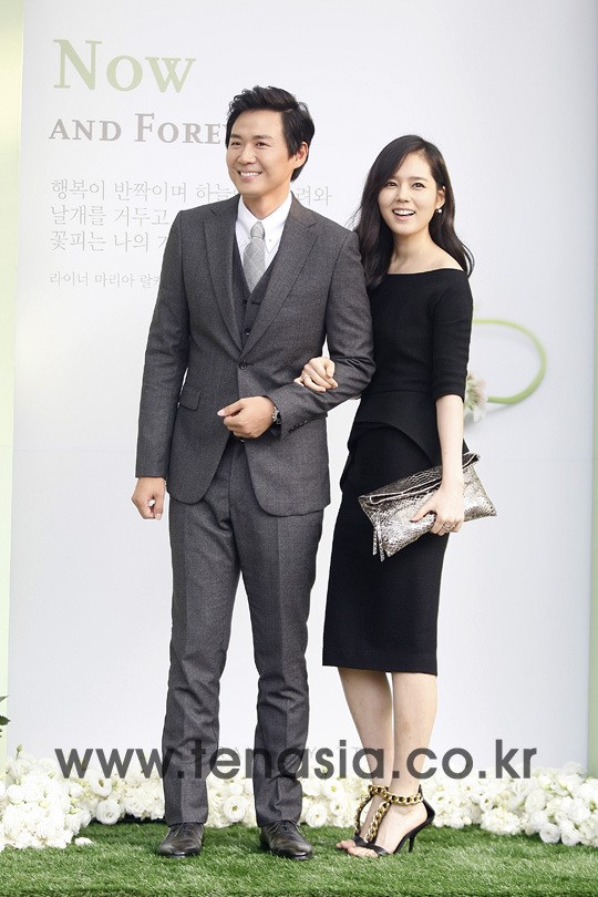 Lee Hye-won, Ju Ahmin, and Han Ga-in answered NO. I do not like it, I hate it even when I love it.The frank and bold inner feelings of the wives about the husband who promised to spend his life together attract attention.The question Will you be with me next life? YES will be beneficial to each other, but they expressed bold sincerity saying, There is no next life.Lee declared that she would not marriage her husband, Ahn Jung-hwan, in the next life, but she said she would consider it if the gender changed.He appeared on KBS2 Happy Together Season 3 which was broadcast in March 2015, saying, I came in late after drinking, and I had frequent outings because of exercise.Ahn Jung-hwan should also be hit, he explained.The Disclosure was reexamined in November 2020. Lee Hye-won told his SNS, I am a liar who can not contact you if I drink.It is the same, he said, because he posted a post that seemed to shoot his husband.His words I will not marriage in the next life are interpreted as true.Ahn Jung-hwan is a 2002 World Cup star, currently a football commentator and broadcaster, who has been loved by the whole nation for his handsome appearance and outstanding soccer skills.But he didnt seem to be a 100-point husband at home.Ju Ahmin is a working mother who works as an influencer and is responsible for raising her son.He appeared on the Skydrama channel entertainment Shinsian Husband broadcast in 2019, revealing his Seattle life with his husband Yoo Jae-hee, a former US military officer.On the air, Ju Ahmin confessed to her husband that she even declared divorce, because of her quiet, silent husbands character; he said he had cryed and bulged and said he would divorce his husband.I did not know how to use the Seattle Self gas station, so I called my husband and said, Can not you put oil?The Disclosure was held at a meal with Yoo Jae-hees parents. Ju Ahmin expressed his sadness about her husband Yoo Jae-hee and said, If you are born again, you will not marriage.Yoo Jae-hee said, I have to do it again. Han Ga-in recently broke away from mysticism.Through the entertainment that appeared for the first time since its debut, it has transformed from an elegant goddess image to a hairy and angry image.Especially, the episode with her husband Yeon Jung-hoon attracts public attention as it is not well known.SBS circle house, which is broadcasted on the 31st, is hot with only trailer.According to the video, Dr. Oh Eun-young asks, Is not Mr. Cain cute? And Han Ga-in asks, Are you cute?In addition, marriage is crazy and I will not marriage even if I am born again are also eye-catching.Yeon Jung-hoon earned the title National Thief after marriage with Han Ga-inHan Ga-in was only 23 years old when the two marriage; whether it was because of marriage at an early age, or whether Yeon Jung-hoon did not like it.Han Ga-ins question about the heart of the egg is growing.