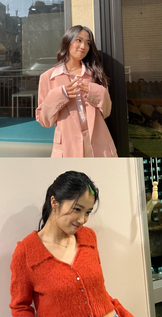 Kim Hye-yoon posted several photos on his 30th day with a short article Today through his instagram.In the public photos, Kim Hye-yoon showed a fashion full of spring energy wearing a pink jacket and a red top, respectively.In particular, Kim Hye-yoon is making a cute face with his eyes turned from the camera as if he is ashamed, showing his unique youthful charm.On the other hand, Kim Hye-yoon played Kim Jo-yi in the TVN drama Esawa Joy earlier this year.