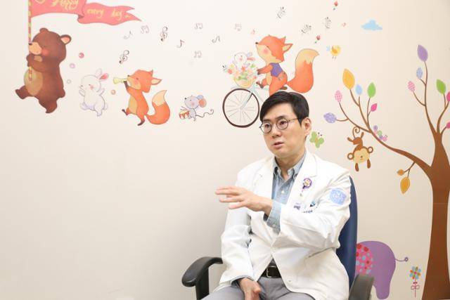 최창원 분당서울대병원 소아청소년과 교수는 "35세가 넘어 임신하는 고위험 임신부는 자신의 건강 상태를 정확히 파악해 산전 관리를 철저히 해야 한다”고 강조했다. 분당서울대병원 제공