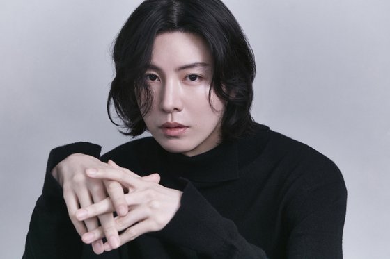 A new profile photo of actor and singer No Min-woo has been released.No Min-woo released five new profile photos on the official SNS on the 5th.In the photo, No Min-woo boasts a unique atmosphere with a neat black and white dress and a stylish long hairstyle.Excellent eyes confirm new image of No Min-wooNo Min-woo signed an exclusive contract with n.CH Entertainment in early January of this year and started a new start.Therefore, we are releasing profile photos that announce the start of full-scale activities and are raising expectations for future moves.No Min-woo, who made his debut with band Trax in 2004, has been recognized for his acting skills as an actor as well as singer.The drama Pasta, My girlfriend is Gumiho, Midas, Full House TAKE 2, Gods Gift -14 and Best Marriage. In Golden Man and Woman 2, I caught viewers.In addition, in 2020, the band The Midnight Romance was formed and its own music world is steadily expanding.No Min-woo, which combines unique visuals and versatile skills, is expected to continue its global performance by crossing actors and singers in the future.