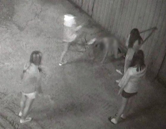 부산 여중생 폭행 사건 CCTV