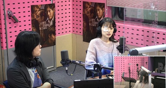 Actor Park Ha-sun suffers school violence, Confessions sayActor Chun Woo-Hee and Kim Ji-hoon director of the movie I want to see your parents face appeared as guests on SBS Power FM Park Ha-suns Cine Town broadcast on the 26th.It is a work that depicts the ugly people of parents who are trying to cover up the case for their children who are identified as perpetrators, the names of four people left in a letter of a student who threw himself into I want to see your parents face.Chun Woo-Hee, who made a strong impression by creating a scene of anger with his eyes by appearing on Mnet Street Woman Fighter (SUfa), said of the meeting with Hyojin Choi, I did not contact him directly, I was a fan of SUfa and made a comment in the interview.I cheered on the SNS, but the production team contacted me and said I would go to the final stage. I always have a heart, I can not take my foot off, he said, expressing a strong desire for dancing.Kim Ji-hoon, who dreamed of becoming a film director when he was a middle school student, thought that he could travel abroad. I watched a movie called Deep and Blue Night.It was like a wilderness, but it felt like a moon to me.It was vague, but I dreamed of being a director because I thought I could go to United States of America. I have not been to United States of America yet, Chun Woo-Hee said, Lets go to another work.DJ Park Ha-sun said, Dance in the Grand Canyon with Mr. Woo-hee is likely to be okay. Kim Ji-hoon said, Like Kim Hye-ja of the movie Mother.Director Kim Ji-hoon said of the genre of the work that it was a disaster, which he said was a disaster: disaster is a physical disaster, physical afflicted, but academic (school violence) is a disaster of the soul.The destruction of the soul was expressed as a disaster because no matter how many years have passed, it will not recover. If a victim or an accident occurs, it will be settled, but the destruction of the soul due to the school is not resolved.Park Ha-sun said, I did not do this much, but I also threw my textbook out of the window or removed my desk when I came to the classroom.I did not respond to it, so I did not have a long time to bully, but the memory went long, he said.Photo: Radio seen in Cinetown at Park Ha-sun