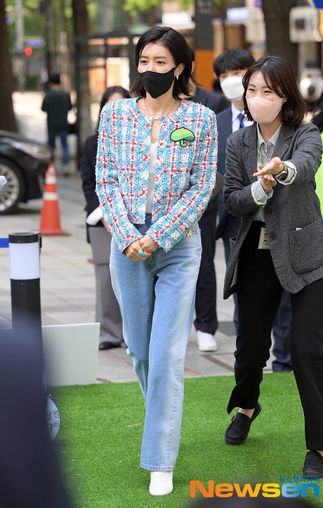 Actor Chae Jung-an attended the 2022 Childrens Speech Declaration Ceremony commemorating the 100th anniversary of the Childrens Day of the Green Umbrella Childrens Foundation held at the Nurimadang in front of the Childrens Foundation in Jung-gu, Seoul on the afternoon of May 2.