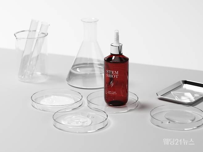 사진 : 스템샷(STEMSHOT) '스템샷 탑케어 앰플 트리트먼트'
