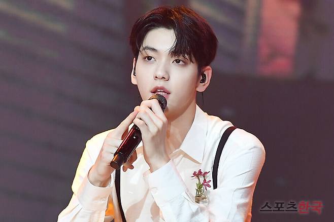 투모로우바이투게더(수빈, 연준, 범규, 태현, 휴닝카이)가 9일 오후 서울 광진구 예스24 라이브홀에서 진행된 미니 4집 '미니소드 2: 서스데이스 차일드'(minisode 2: Thursday's Child) 미디어 쇼케이스에 참석하고 있다. ⓒ이혜영 기자 lhy@hankooki.com