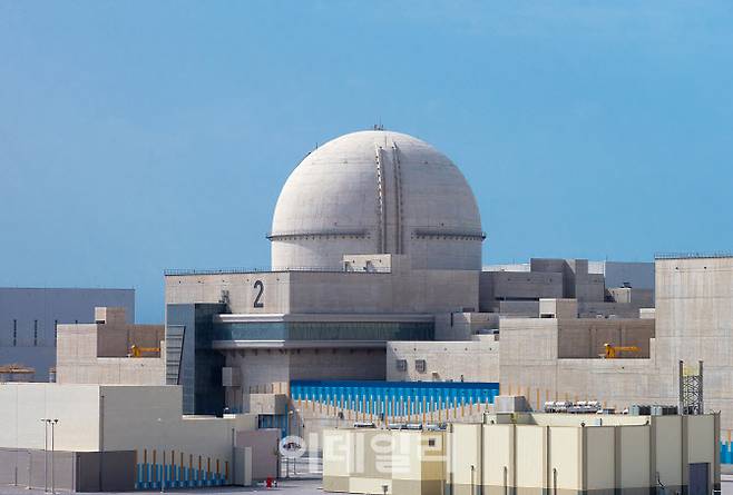 국내 수출 원자력발전소인 아랍에미리트(UAE) 바라카 2호기 전경. 한국수력원자력 등이 2009년 수주해 2013년 착공했으며 올 3월 상업운전을 시작했다. (사진=한국전력공사)
