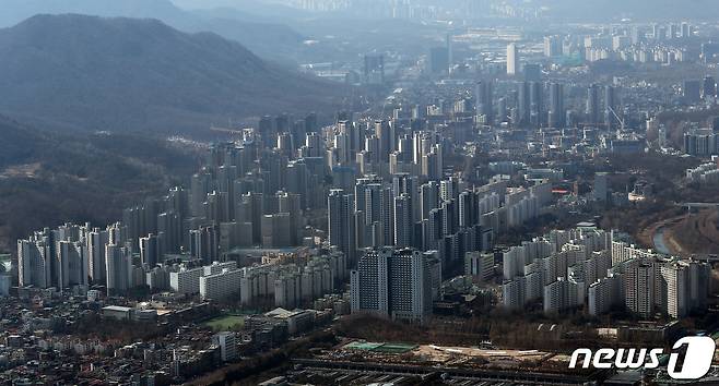 서울 아파트 자료사진(기사 내용과 관계 없음) 2022.2.24/뉴스1 © News1 박세연 기자