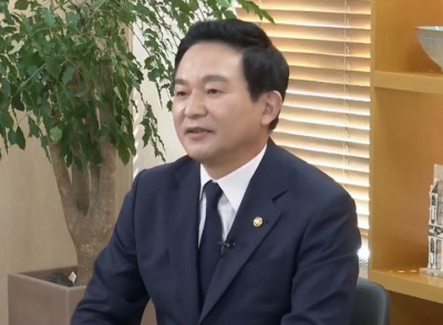 원희룡 국토교통부 장관이 16일 온라인 취임식에서 질문에 답하고 있다. 국토교통부 제공