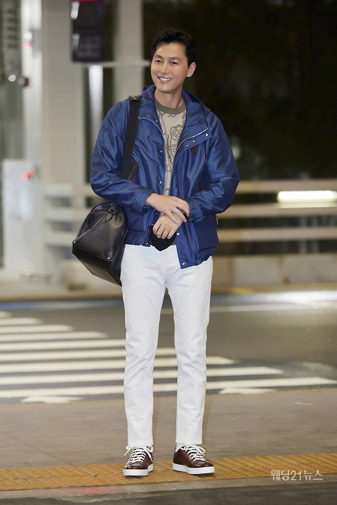 배우 정우성 '출국 룩' (사진제공 : 벨루티)